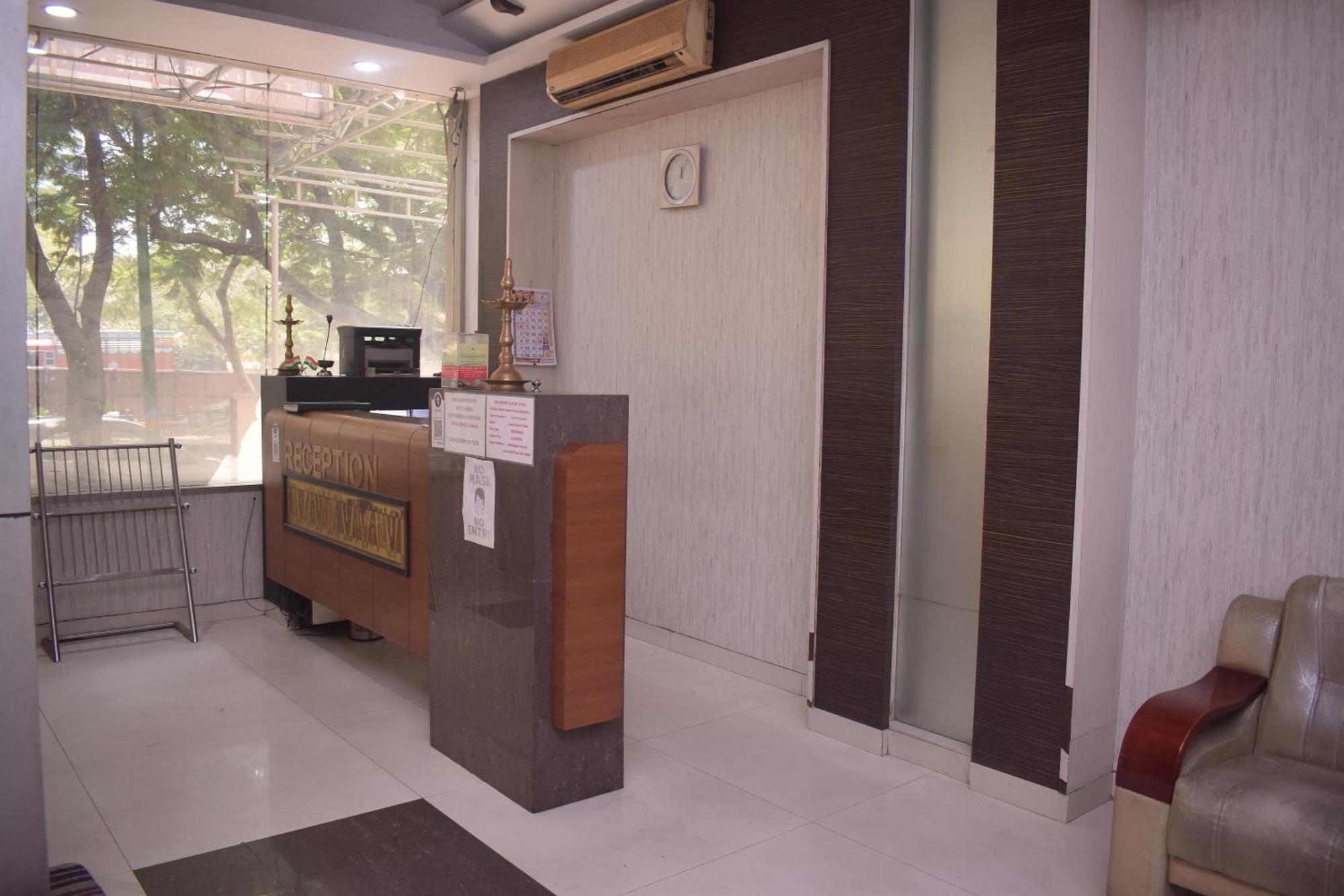 Hotel Dhiraj — Photos 1